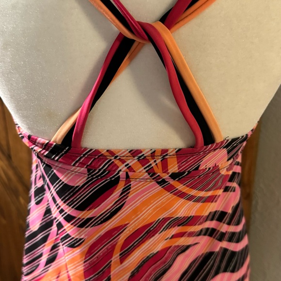 Nike | mult color | tankini swim suit top | Sz 8 (M) - Picture 12 of 16